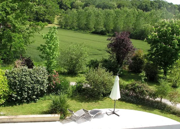 Jouandous Отель типа 